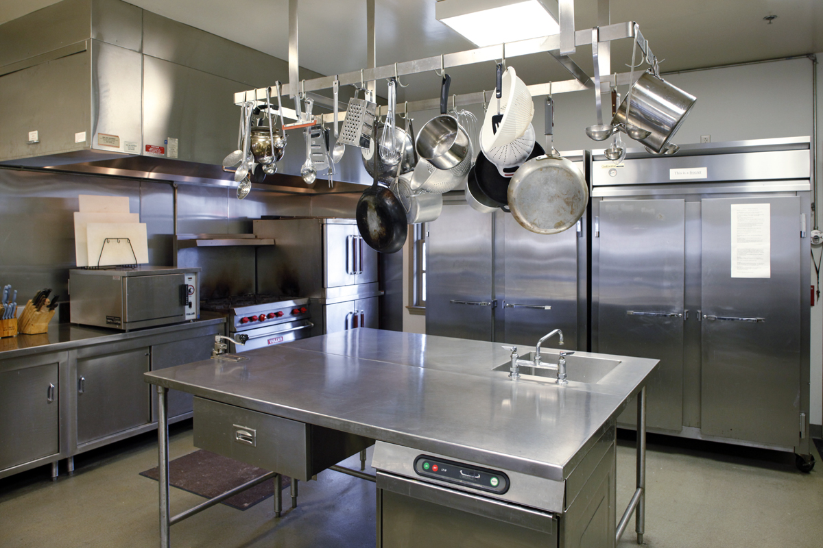 Commercial Kitchen For Rent
